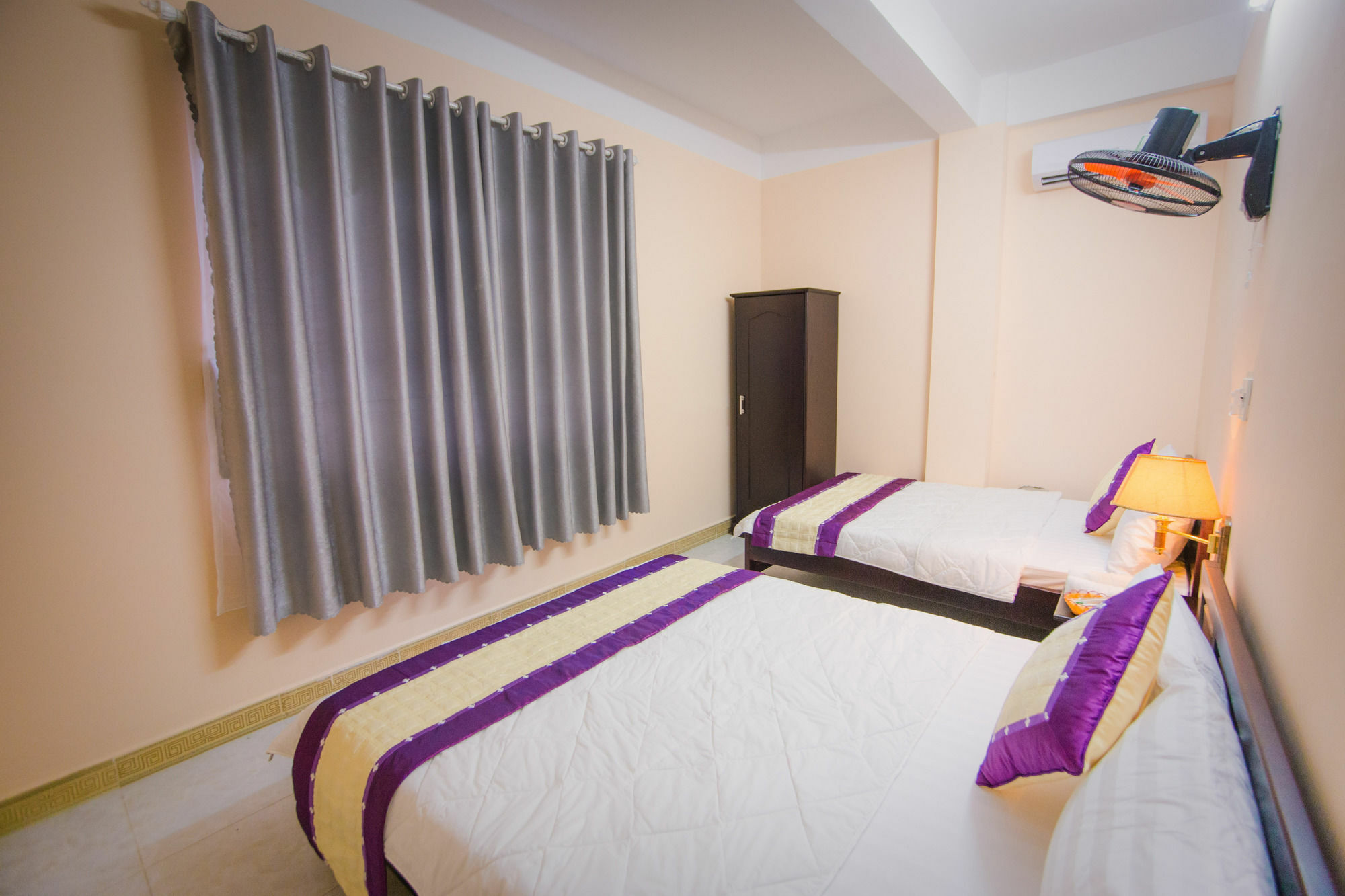 Oyo 117 Gina Hotel ดานัง ภายนอก รูปภาพ