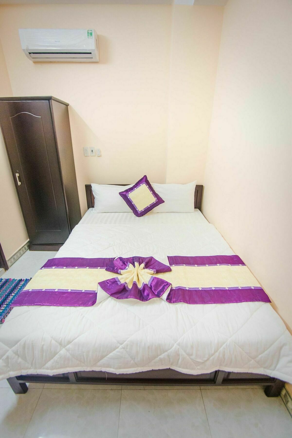 Oyo 117 Gina Hotel ดานัง ภายนอก รูปภาพ